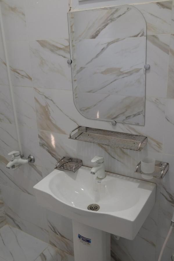 Al Rasheed Apartments Second Floor Apartment Карачи Экстерьер фото